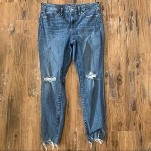 Universal thread high rise jegging